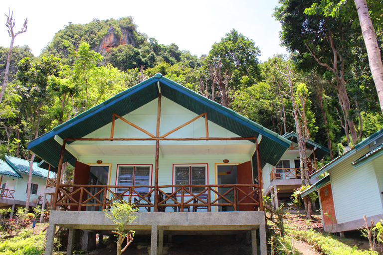 Exterior 16