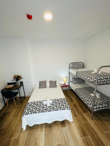 Others 4, HOSTEL COSTA-LUZ Bejar 28-30, Huelva