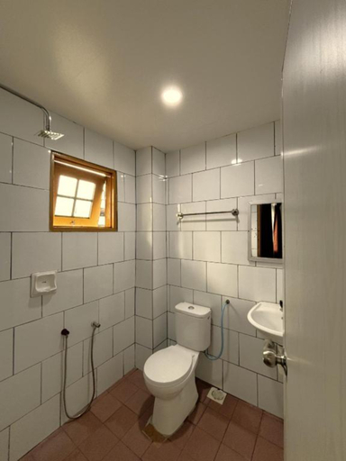 Bathroom 4, The Cool Point Hotel, Cameron Highlands
