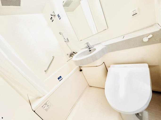 Bathroom 4, APA Hotel Kobe Sannomiya, Kobe