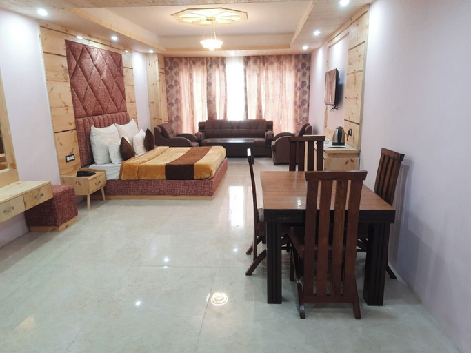 Bedroom 2, Hotel Royal Grand - Manali, Kullu