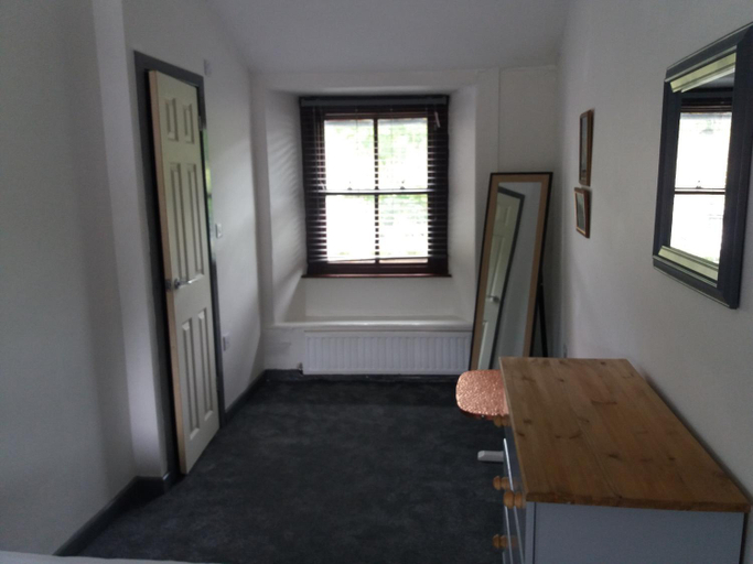 Others 5, NEWFIELD INN, Cumbria