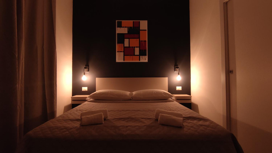 Others 2, CROMIA - art rooms, Lecce
