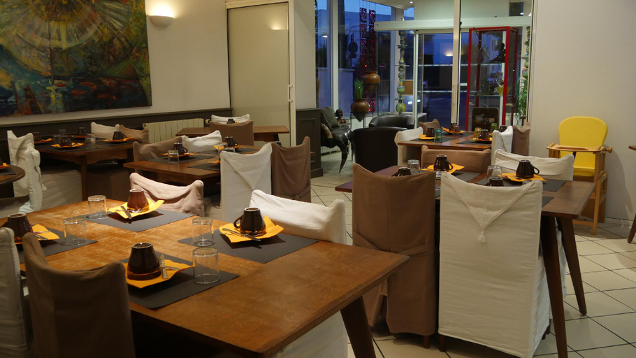 Food & Drinks 5, Hotel Savary, Charente-Maritime
