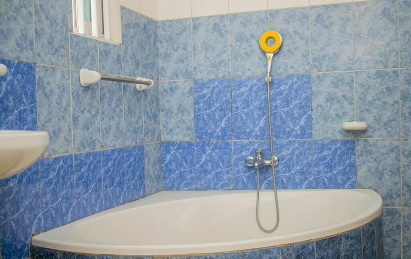Bathroom 4, HOTEL BKBG BENIN, Cotonou