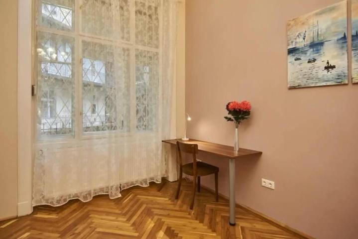 Others 5, Roland Apartment Downtown - Pope Subway, Budapesti