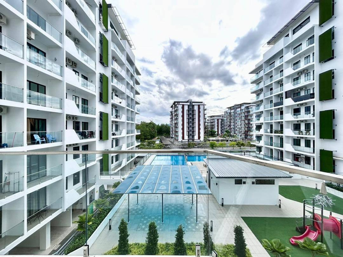 Sport & Beauty, Jeff & Ricky Homestay 81@P Residence(Huge corner), Kuching