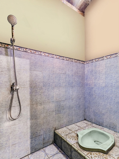 Bathroom, OYO Homes 91157 Desa Wisata Bendosari Kendal, Kendal