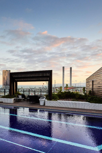 Sport & Beauty 2, Vibe Hotel Melbourne Docklands, Melbourne