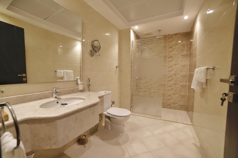 Bathroom, Zawaya Almasya Apartments, Al Madinah Al Munawwarah
