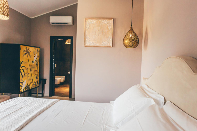 Bedroom 3, Eksotika, Messina