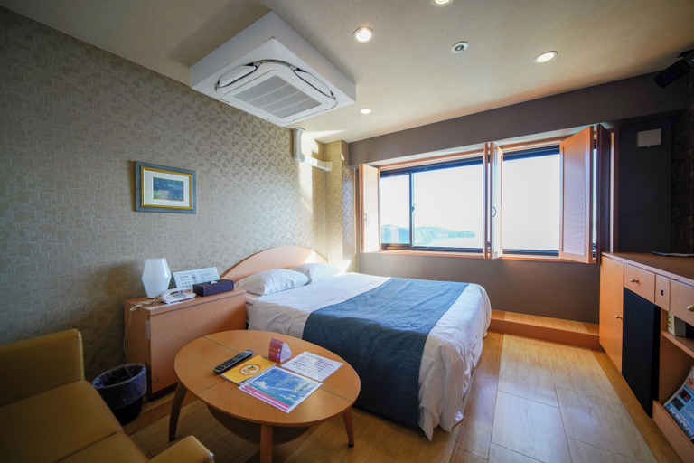 Bedroom 15