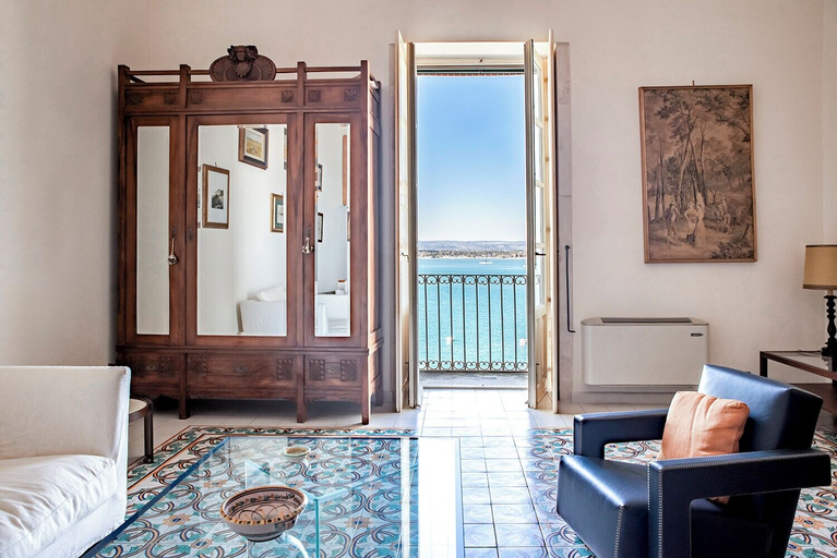 Bedroom 2, Duplex sul porto grande by Wonderful Italy, Syracuse