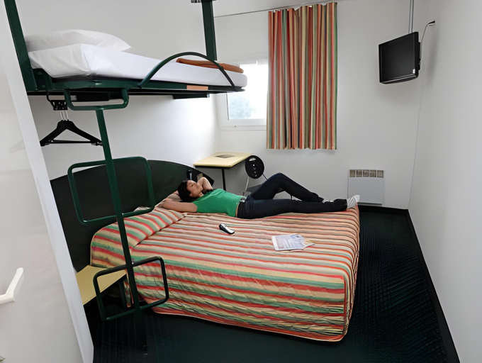 Bedroom 2, KYRIAD ECO LILLE SUD - Noyelles Godault, Pas-de-Calais