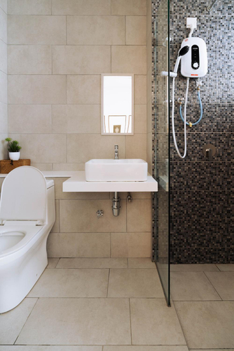 Others 3, Ecozy Suite, Kota Kinabalu