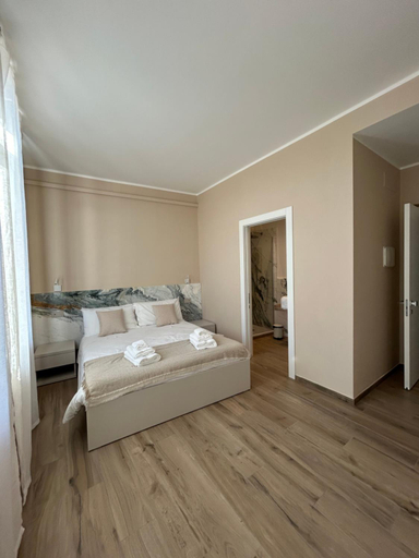 Others 3, Breccia Nel Mare, Massa Carrara