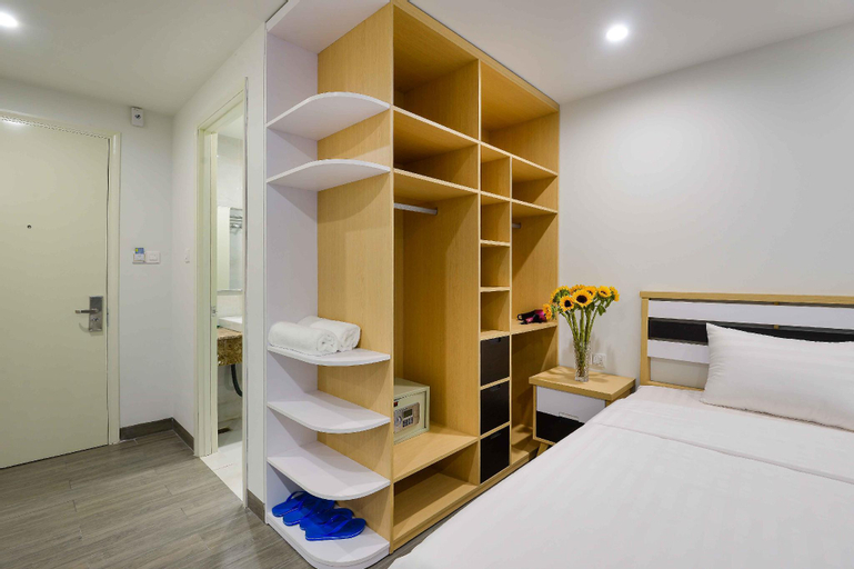 Bedroom 12