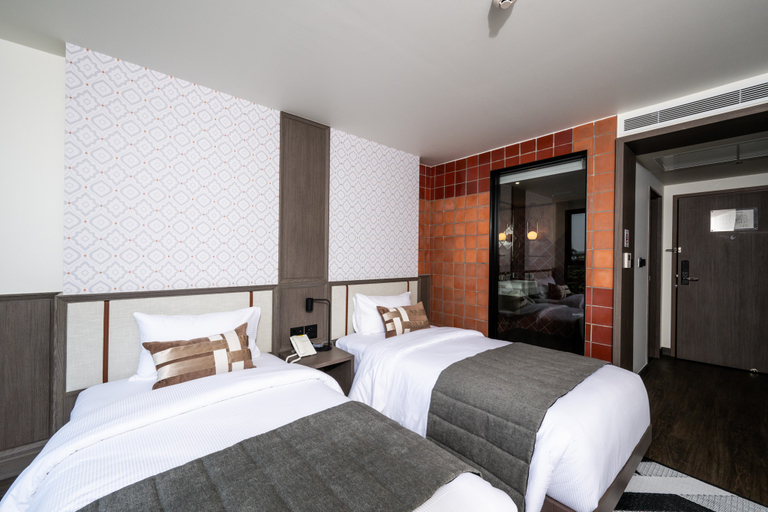 We Hotel Riverfront Room Type - WE Superior Room with Twin Bed (SPT) (Net)