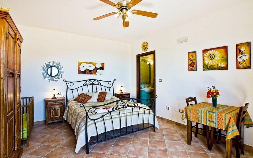 Bedroom 3, BioAgriturismo La Quercia, Teramo