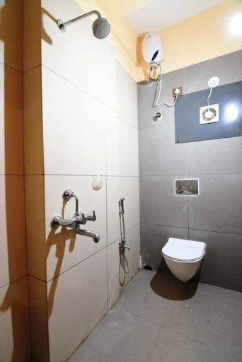 Bathroom 4, N B Sonar Bangla Hotel, Nadia
