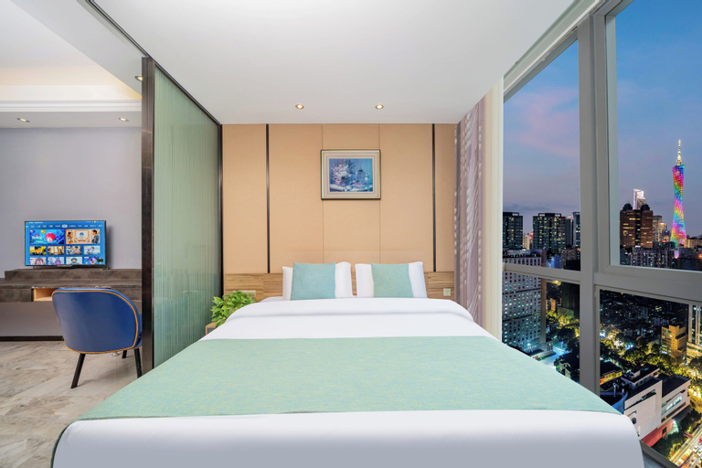 Bedroom 13
