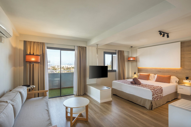 Bedroom 4, Hotel LIVVO Anamar Suites, Las Palmas