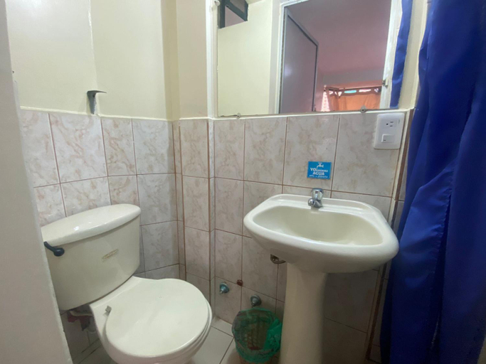 Bathroom 4, Andes Hostal, Baños