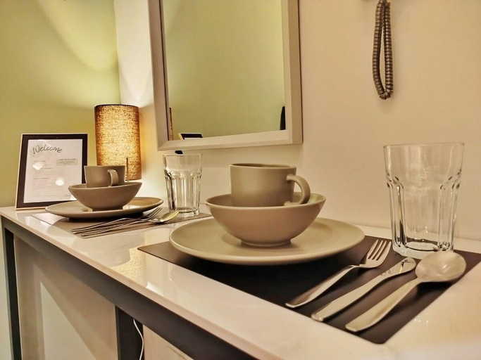 Others 4, The House of Five - Brand New Hotel Style Condo, Makati City