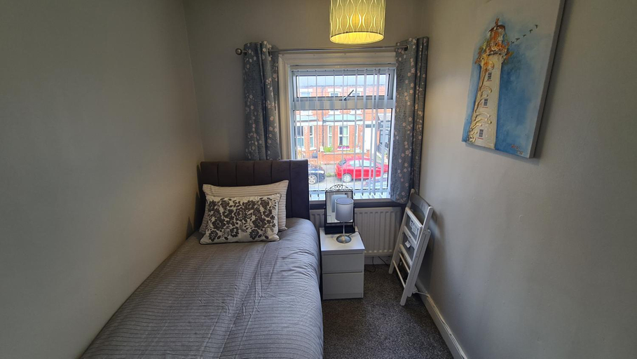 Others 4, Ravenhill Townhouse Belfast, Belfast