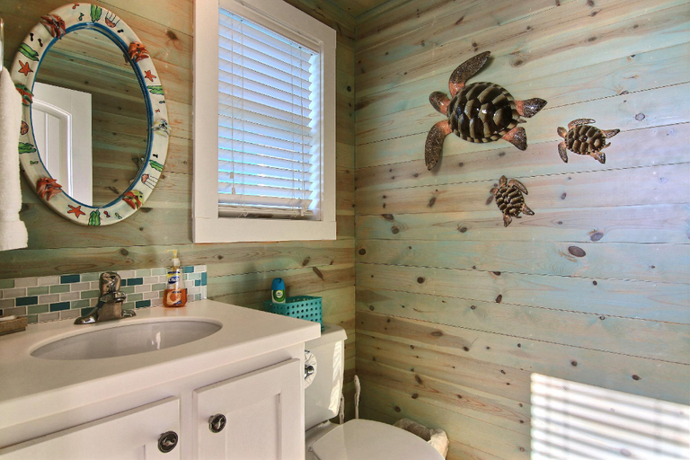 4, Ruby Redbird Roost, Nueces