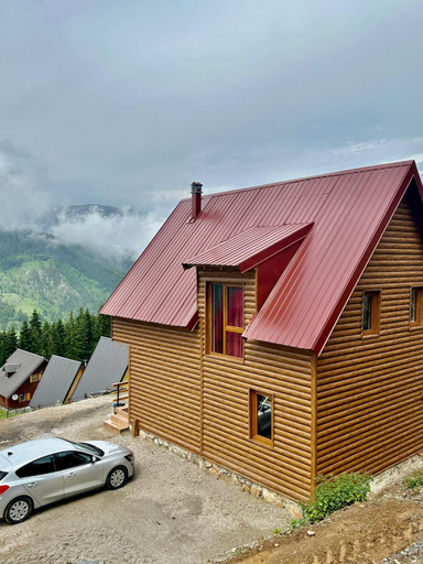 Others 4, Hotel Te Liqeni, Peć