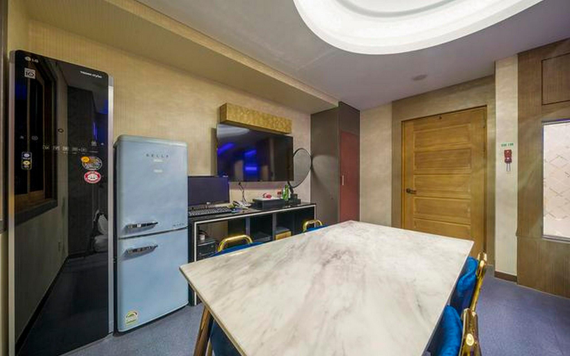 Others 5, Gyeongsan Instar Hotel, Dong