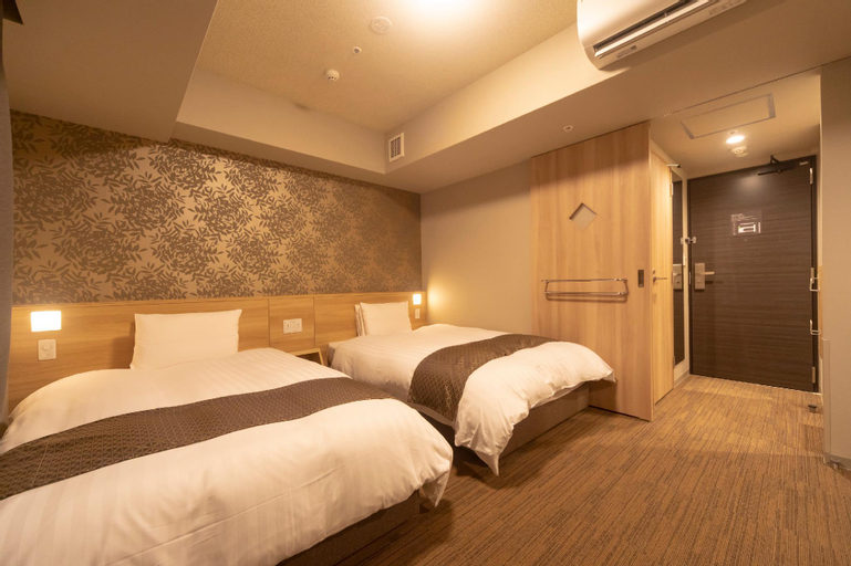 Bedroom 13