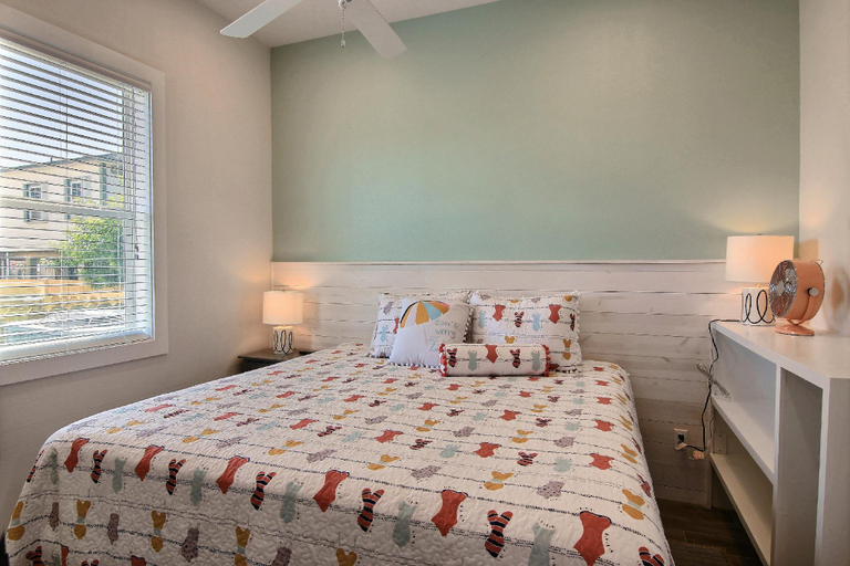 Bedroom 3, The Beach Buoy, Nueces