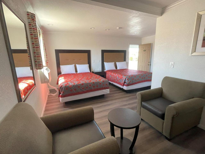 Others 5, Palm Inn, Kern