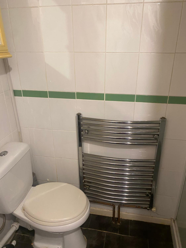 Bathroom 5, La Mansion, Sandwell