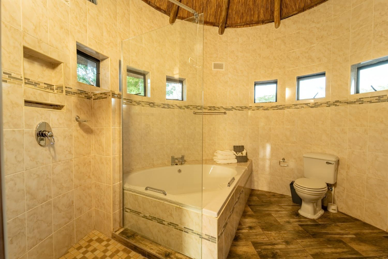Bathroom 4, Peniel Retreat Centre, Hwange