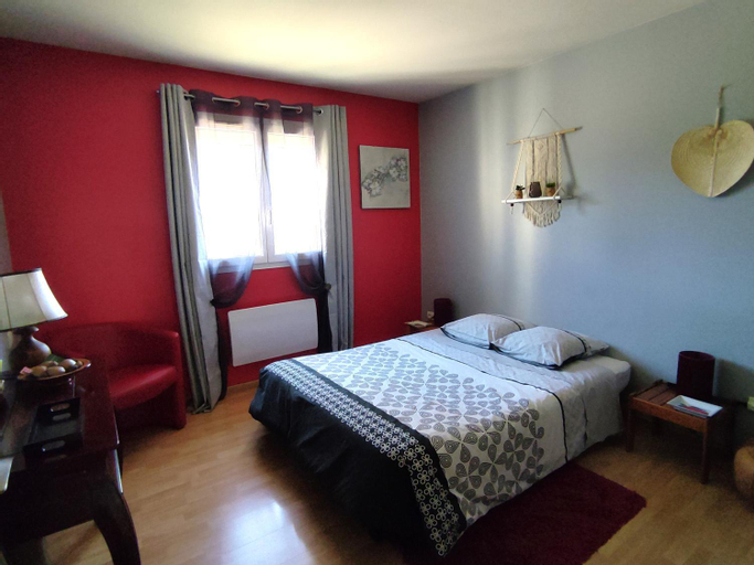 Bedroom 2, Chambre Genissieux, vue sur Vercors, Drôme
