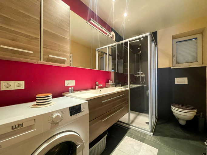 Bathroom 3, Apartment Waldnah, Imst