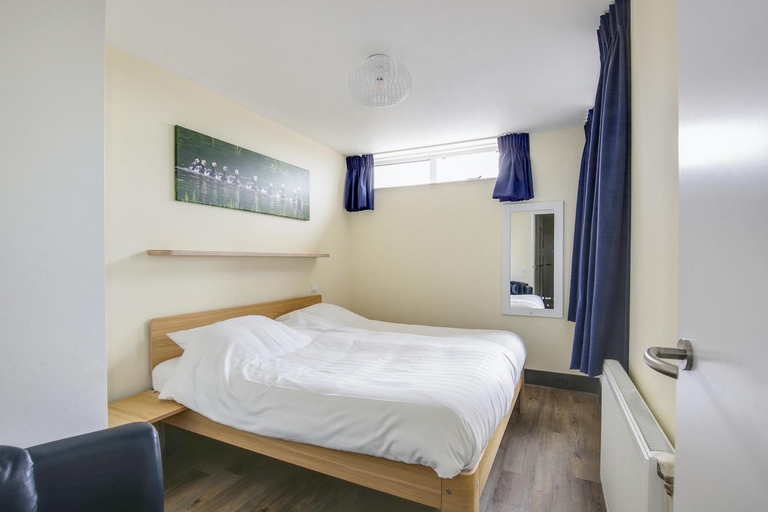 Bedroom 2, DE TRINTEL met zeezicht, Bergen