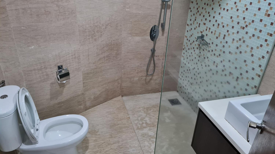 Bathroom 3, Regalia Residence KL Infinity Pool, Kuala Lumpur
