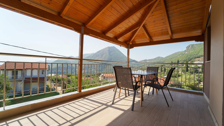 5, BELLΙSIMO3, Epirus