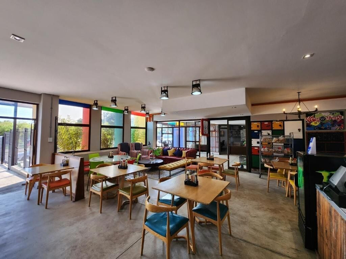 Food & Drinks 5, Next To Apartment Hotel, City of Tshwane