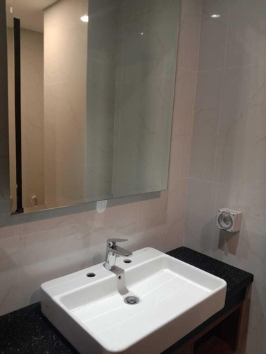 Bathroom 8