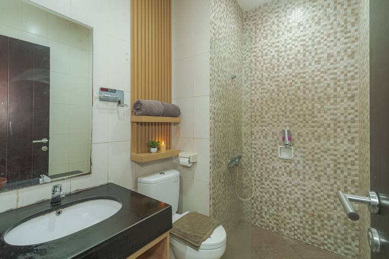 Bathroom 8