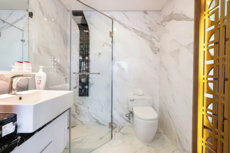 Bathroom 4, The Everich Infinity - China Town Apartment, District 5