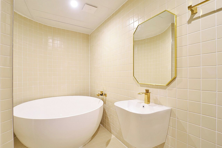 Bathroom 3, HADAN DENBASTA HOTEL, Saha