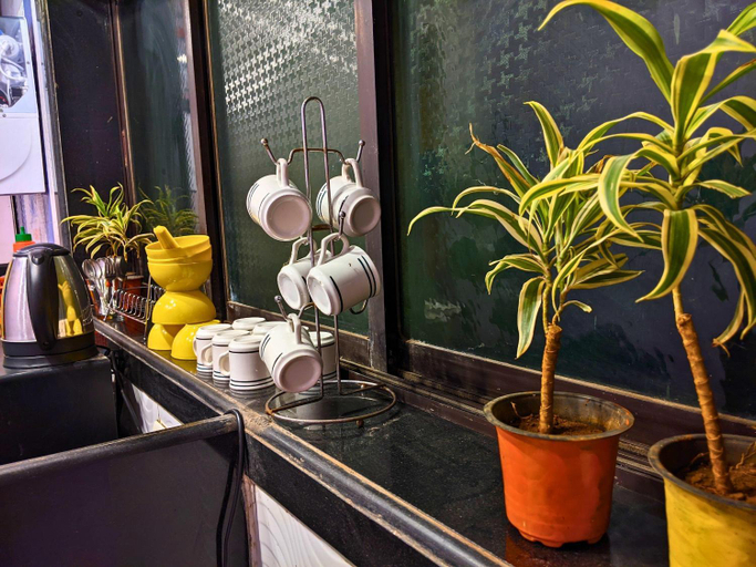 Food & Drinks 5, Awaara Backpackers Hostel, Alibag, Raigarh