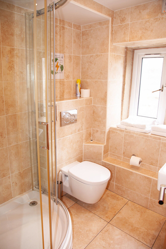Bathroom 3, The Rooms at the Nook, Kirklees
