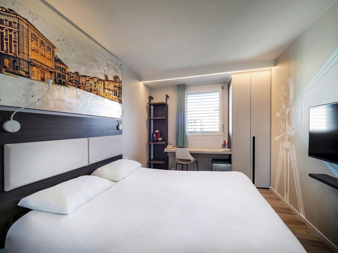 Bedroom 11